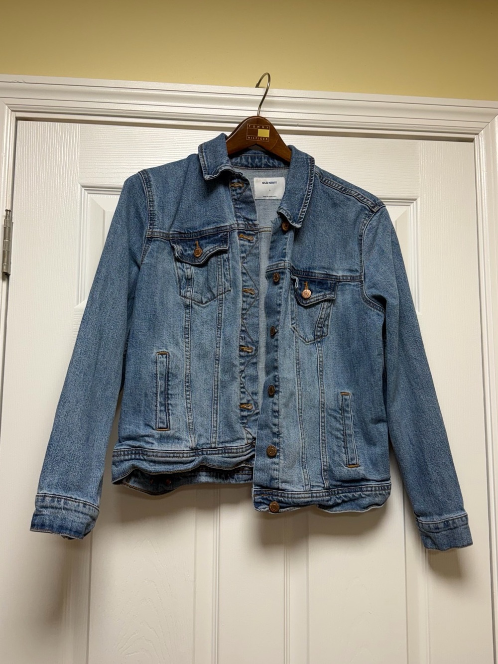 Old Navy Light Blue Denim Jacket - Women's